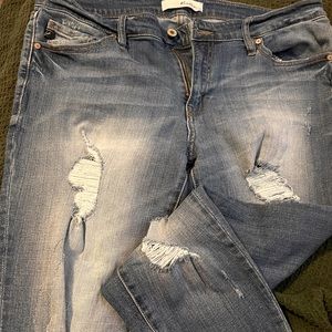 Women’s Kancan skinny jeans- stretchy